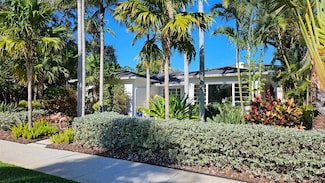 301 23rd Ave NE, Saint Petersburg, FL 33704