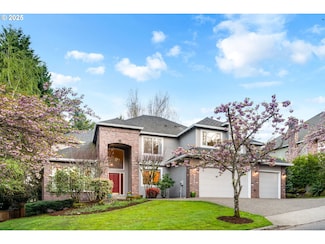 17421 Brookhurst Dr, Lake Oswego, OR 97034