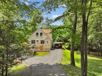 167 Howard Hill Rd, Foster, RI 02825