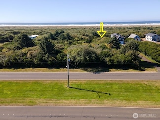 557 Ocean Shores Blvd NW, Ocean Shores, WA 98569