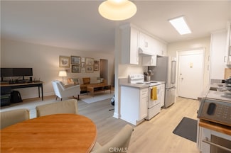 12200 Montecito Rd Unit B120, Seal Beach, CA 90740