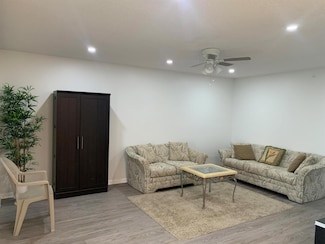 22 Chatham A, West Palm Beach, FL 33417