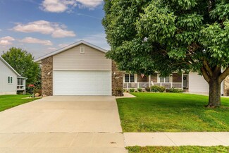 422 Wesson Ave, Hudson, IA 50643