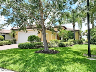 12490 Kentwood Ave, Fort Myers, FL 33913