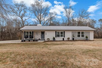 165 Dogwood Valley Rd, Forest City, NC 28043