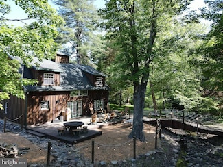 8307 S Eagle Valley Rd, Port Matilda, PA 16870
