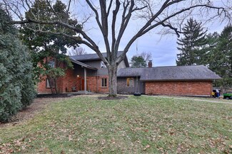616 Hickory Hill Ln, Cincinnati, OH 45215