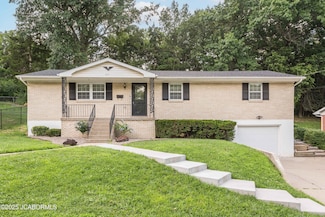 511 Belair Dr, Jefferson City, MO 65109