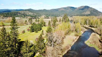 703 Redland Dr, Grants Pass, OR 97527