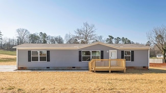 166 Meadow Lawn Dr, Englewood, TN 37329