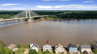 4818 Upper River Rd, Jeffersonville, IN 47130