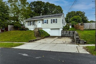 22 Catlin St, Auburn, NY 13021