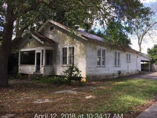 411 S Adams St, Welsh, LA 70591