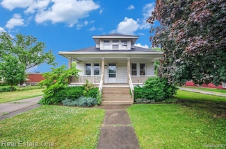 22500 Boulder Ave, Eastpointe, MI 48021