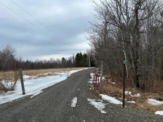 0 Day Rd, Lagrange, ME 04453