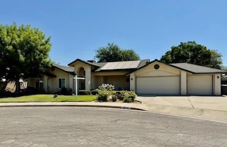 3828 Van Horn St, Selma, CA 93662