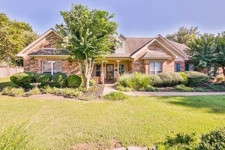 206 Catalpa Dr, Marion, AR 72364
