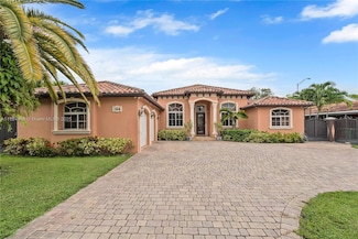 194 W 39th Place, Hialeah, FL 33012