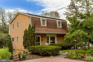 10 Lincoln Ave, Lambertville, NJ 08530