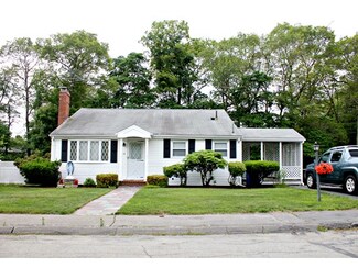 16 Virginia Cir, Randolph, MA 02368