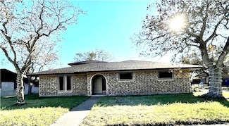 228 Llano Dr, Portland, TX 78374
