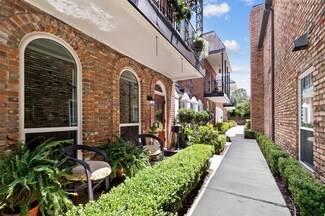 7917 Woodway Dr Unit 11, Houston, TX 77063
