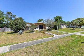1732 Oasis Ave, Deltona, FL 32725