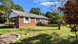 14 Georgia Ave, York, SC 29745