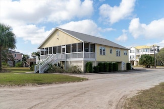 2302 Palmetto Blvd, Edisto Island, SC 29438