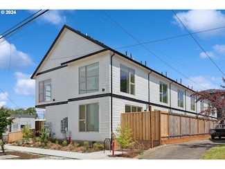 472 NE 73rd Ave Unit 2, Portland, OR 97213