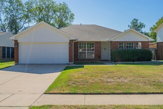 2507 Meadowview Dr, Corinth, TX 76210