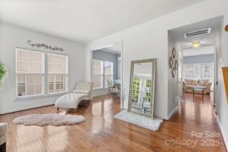 9775 Mallard Glen Dr, Charlotte, NC 28262