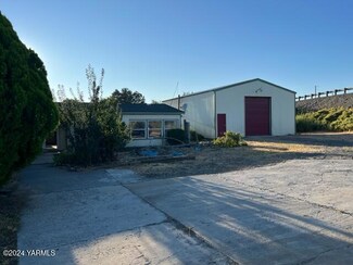 3100 Yakima Valley Hwy, Wapato, WA 98951