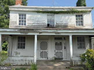 505 Battlefield Rd, New Hope, VA 24437