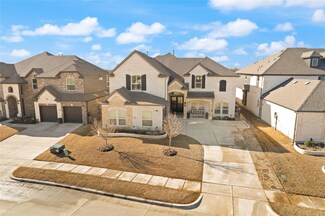 313 Autry Dr, Burleson, TX 76028