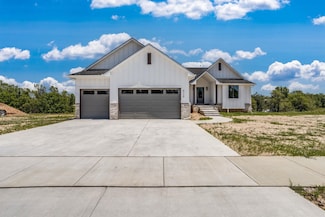 4726 N Saker St, Wichita, KS 67219