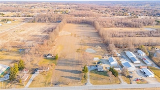 3285 Greenwich Rd, Seville, OH 44273