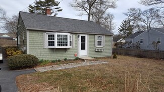 150 Williams Ave, Pocasset, MA 02559