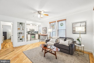 3067 Clinton St NE, Washington, DC 20018