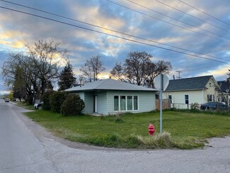 113 7th Ave E, Polson, MT 59860