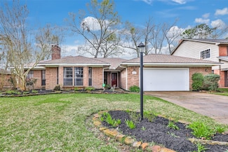 1747 Cloister Dr, Crosby, TX 77532