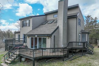 169 Haunted Cir, Coxsackie, NY 12051