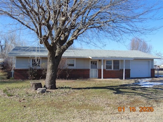 504 W Olive St, Fairmont, OK 73736