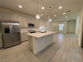 11751 Emerald Lake Ave, Las Vegas, NV 89138