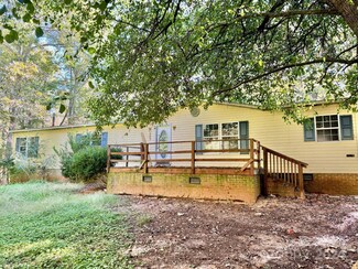 374 Gills Creek Dr, Lancaster, SC 29720