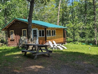 5875 Arrowhead Dr, Mercer, WI 54547