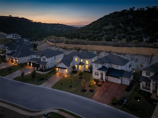 219 Baldovino Skyway, Vlg O the Hills, TX 78738