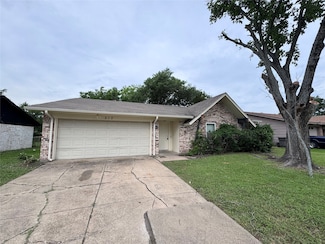 513 Southlake Dr, Forney, TX 75126