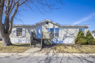 285 Park Ln, Sauk Village, IL 60411