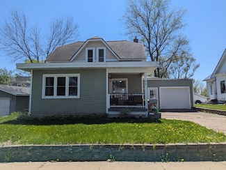 312 W Monowau St, Tomah, WI 54660